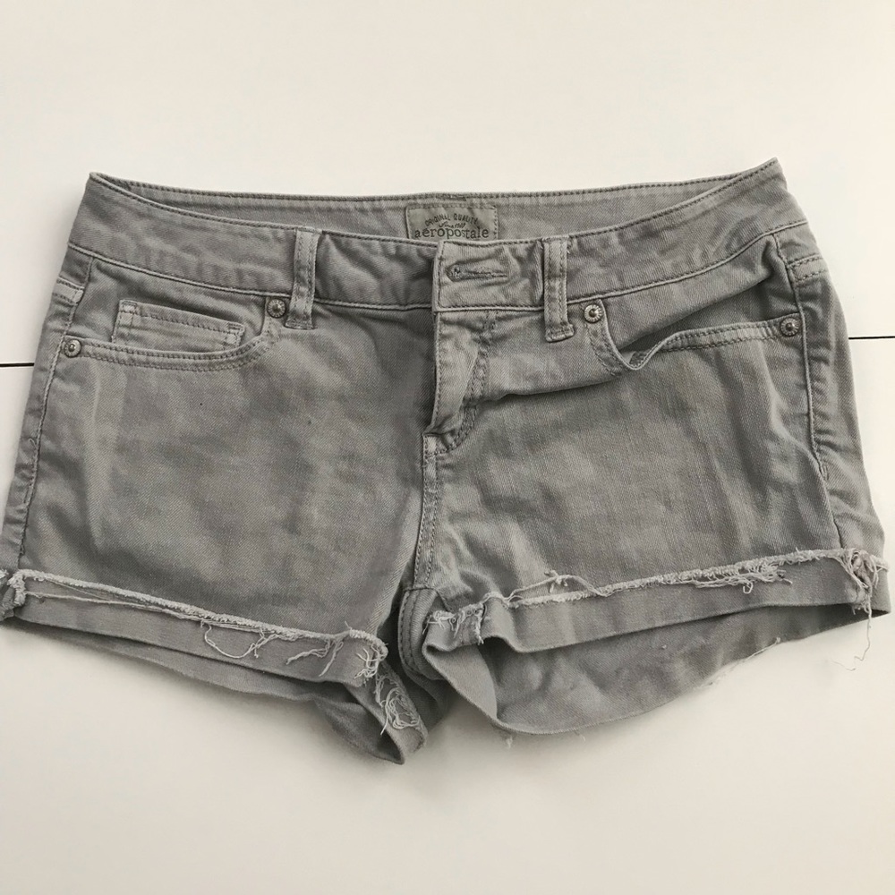 Old Navy Gray Shorts Size 1/2